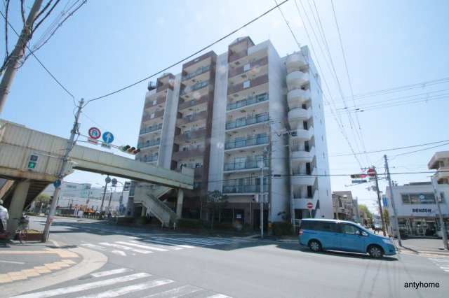 ラレジダンスド江坂　仲介手数料無料の外観