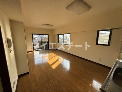 【居間・リビング】 | カメリアハイツ１ | 同型・現況優先