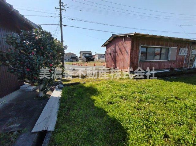 ５７７８３　岐阜市西改田村前土地の外観