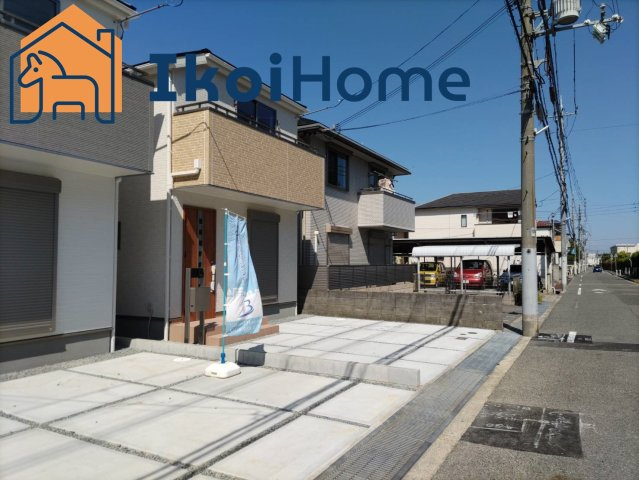 神戸市西区王塚台　８期　新築戸建　2号棟の駐車場|●年中無休：当日予約可●JR西明石まで徒歩27分・自転車9分。出合小学校・王塚台中学校近い