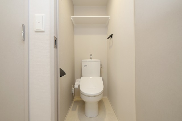 大阪市港区波除２丁目の賃貸マンションのトイレ
