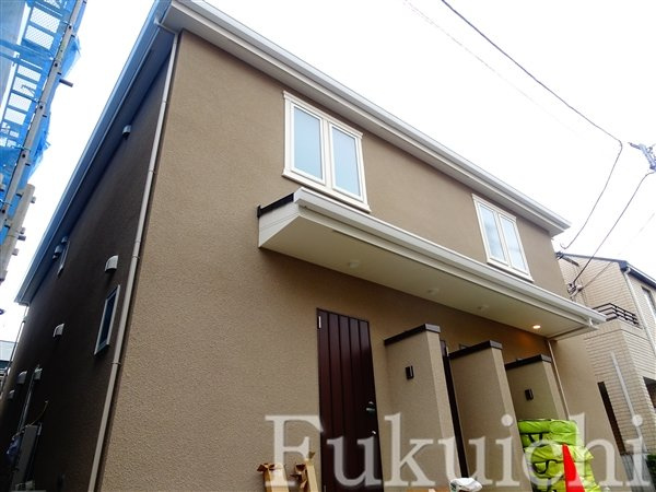 Casa Grace Jiyugaokaの外観