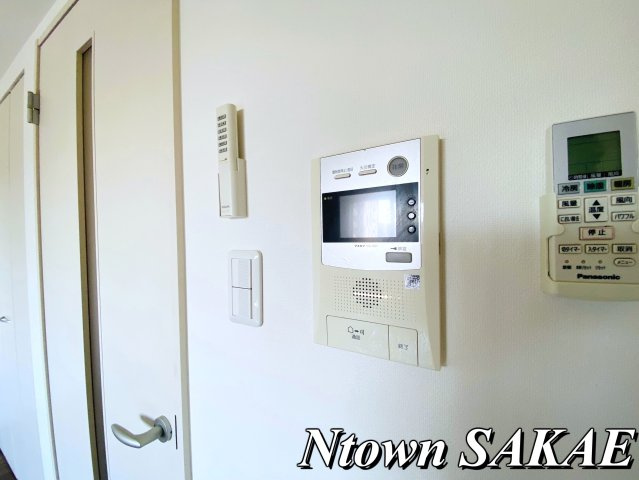 【セキュリティ】 | アーデルドルフ | モニター付きインターフォンです