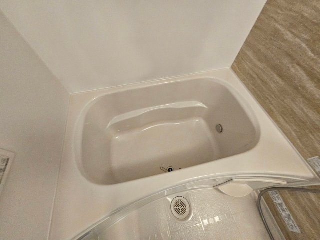クラシェス深江の浴室