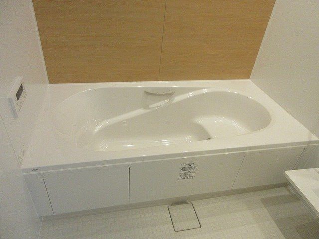 Ｔｈｉｅｌｅ　ＫＯＢＥの浴室