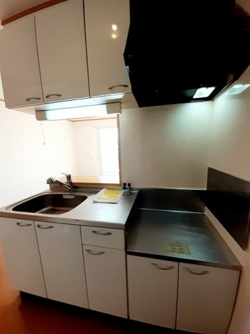 神戸市垂水区乙木３丁目のアパートのキッチン