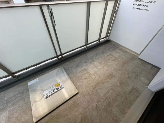 スプランディッド中之島WESTのバルコニー