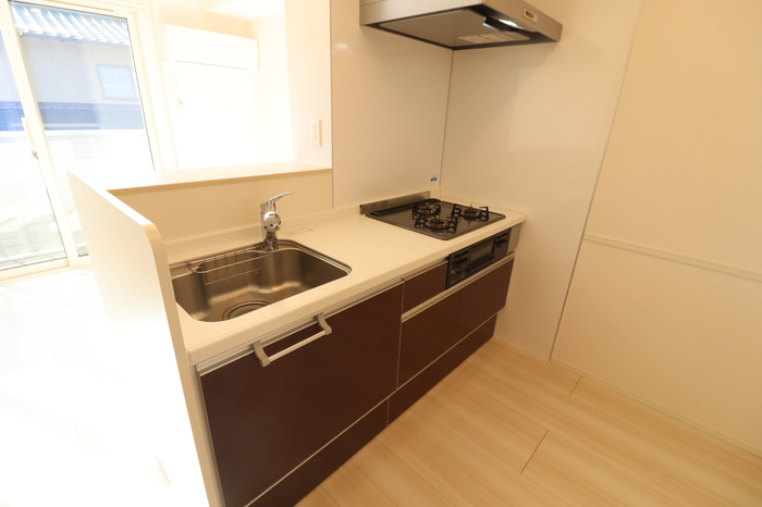 熊本市南区御幸笛田５丁目のアパートのキッチン