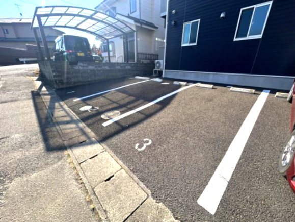 【駐車場】ラクラス福田町