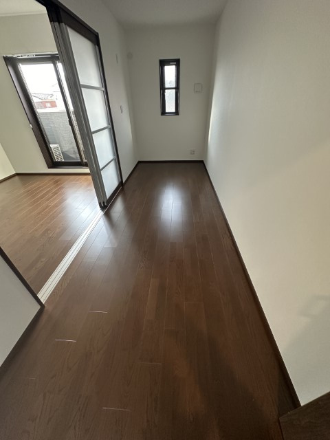 元町ハウスの洋室|コンパクトで使いやすい洋室です