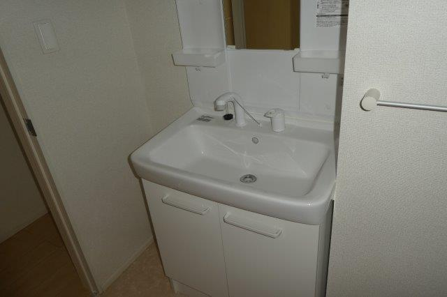 プロムナード倉敷の独立洗面台|シャンプードレッサー