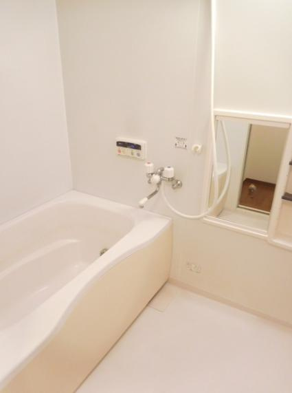 モナハイツの浴室