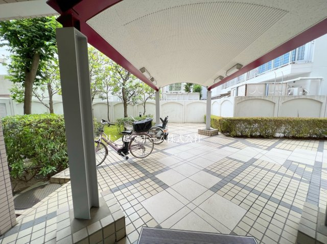 ツインシティ2番館アルス東砂　２階　３LDKのエントランス