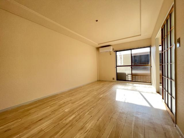ＷＩＮＧ香久山Ａの内装|室内