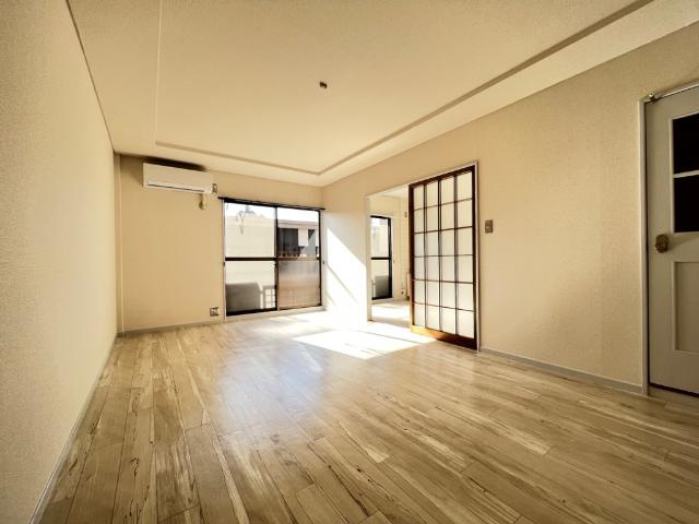 ＷＩＮＧ香久山Ａの内装|室内