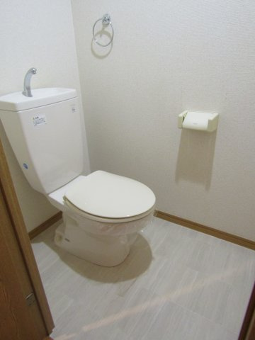 パークサイド三好ヶ丘のトイレ|コンパクトで使いやすいトイレです