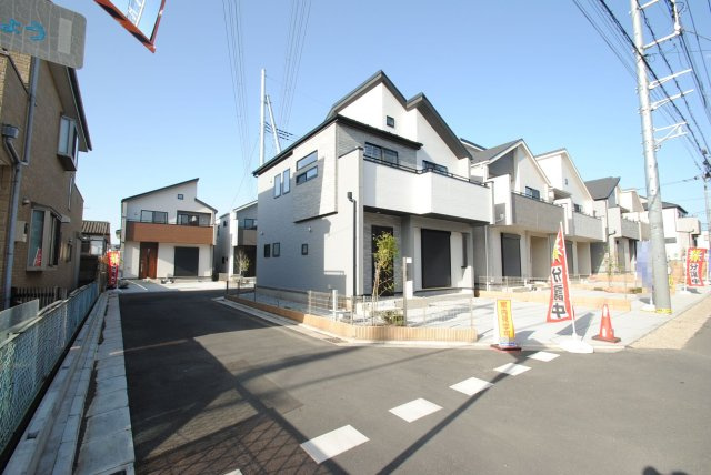 所沢市松郷2期全12棟の前面道路含む現地写真