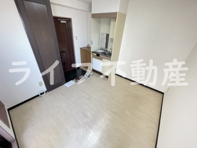 センチュリーロイヤル小阪の洋室|コンパクトで使いやすい洋室です