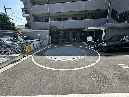 【駐車場】 | ザ・パークハウス杉並高井戸プレイス