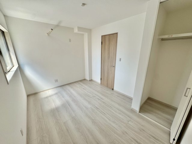 太秦安井車道町のおうちの洋室