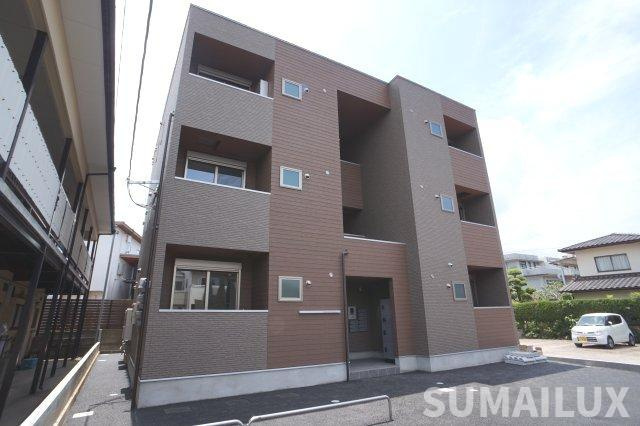熊本市東区長嶺南４丁目のアパートの外観