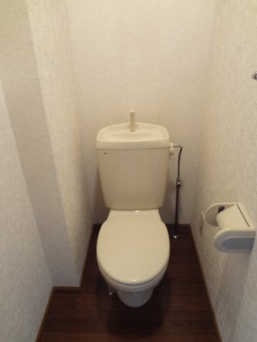 コートセゾンのトイレ|清潔感のあるトイレです
