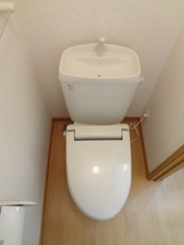 コートカルムのトイレ|清潔感のあるトイレです