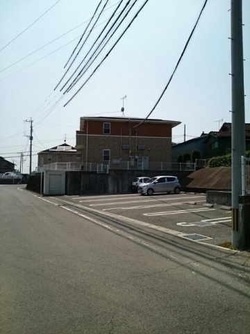 パレ・サンパティークＣの駐車場|駐車スペースもあります