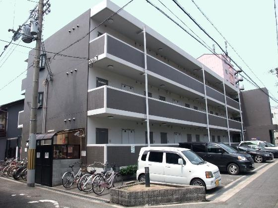 【駐車場】 | ロジュマン松和