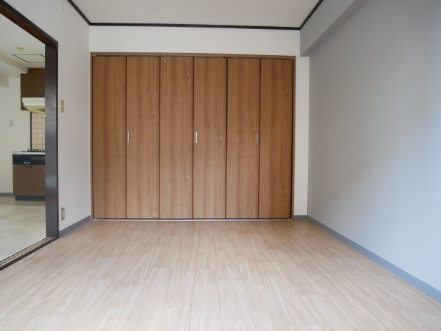 【寝室】 | マンショングラッド