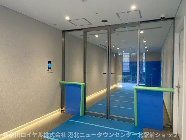 【エントランス】