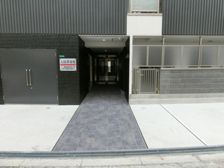 【エントランス】