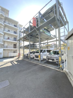 【駐車場】 | 機械式駐車場です。