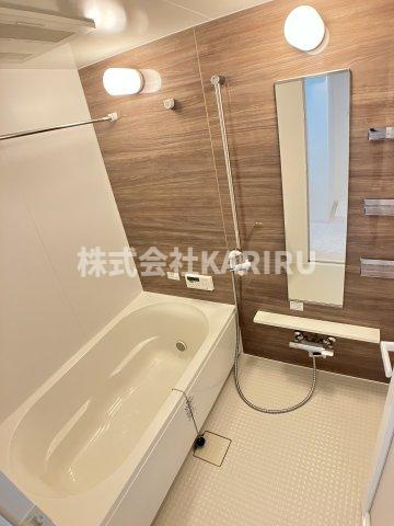 コンフォール京橋の浴室