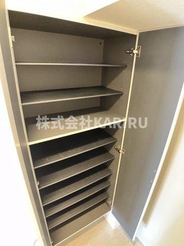 コンフォール京橋の収納