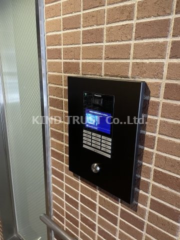 ネットフローラ天満橋のエントランス|ゆとりのあるエントランスです