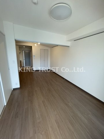 ネットフローラ天満橋の居間・リビング|ゆったりとしたリビングです