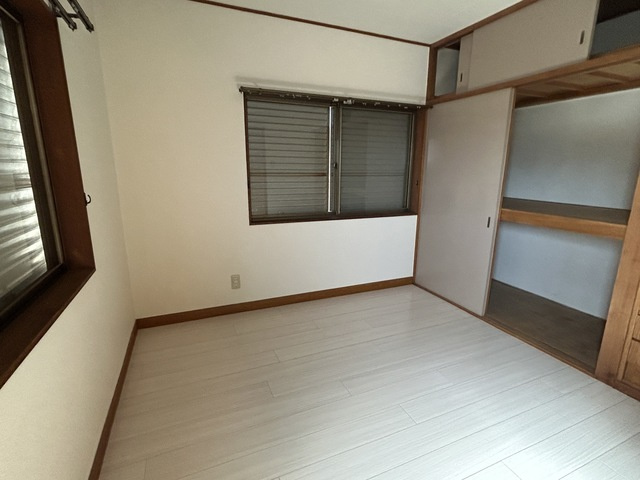 【洋室】 | 登美の里町貸家