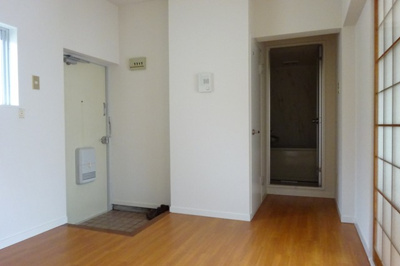 【居間・リビング】 | 椿本ビル