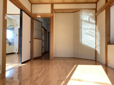 【洋室】 | ファミール春日