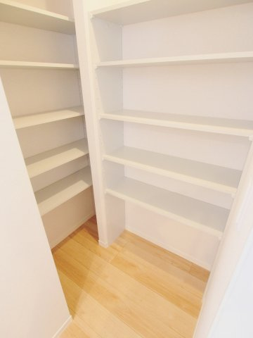 メゾン府中南の収納