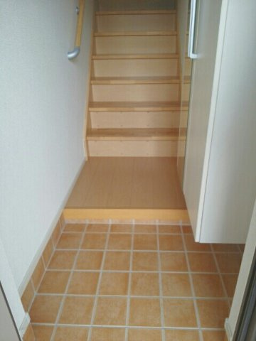 グラース　明の玄関|きれいな玄関です