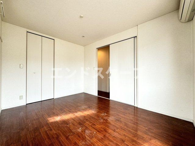 T's Garden Bの居間・リビング|高崎、前橋、伊勢崎エリアのお部屋探しはエンドスケープまで！お客様の理想お聞かせ下さい♪