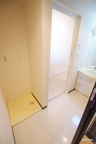 エステムプラザ梅田EAST　仲介手数料無料の洗面所