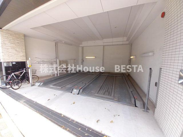 グルーブ神戸ハーバーアリーナの駐車場