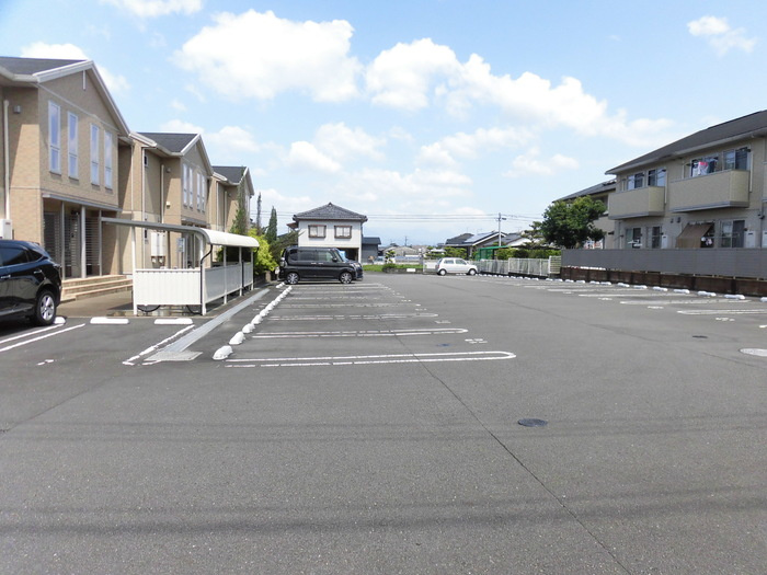 セジュール・永野 2011 A棟の駐車場|駐車場