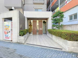 【エントランス】