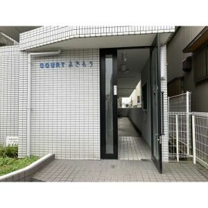 コートまきもりのエントランス