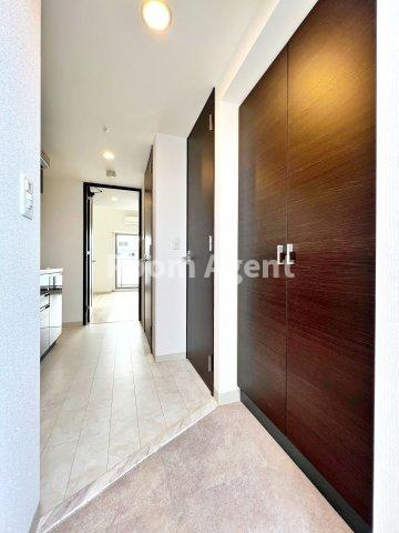 エステムコート名古屋新栄アクシスの玄関