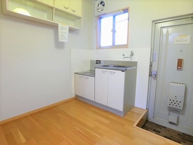 コーポ和幸の居間・リビング